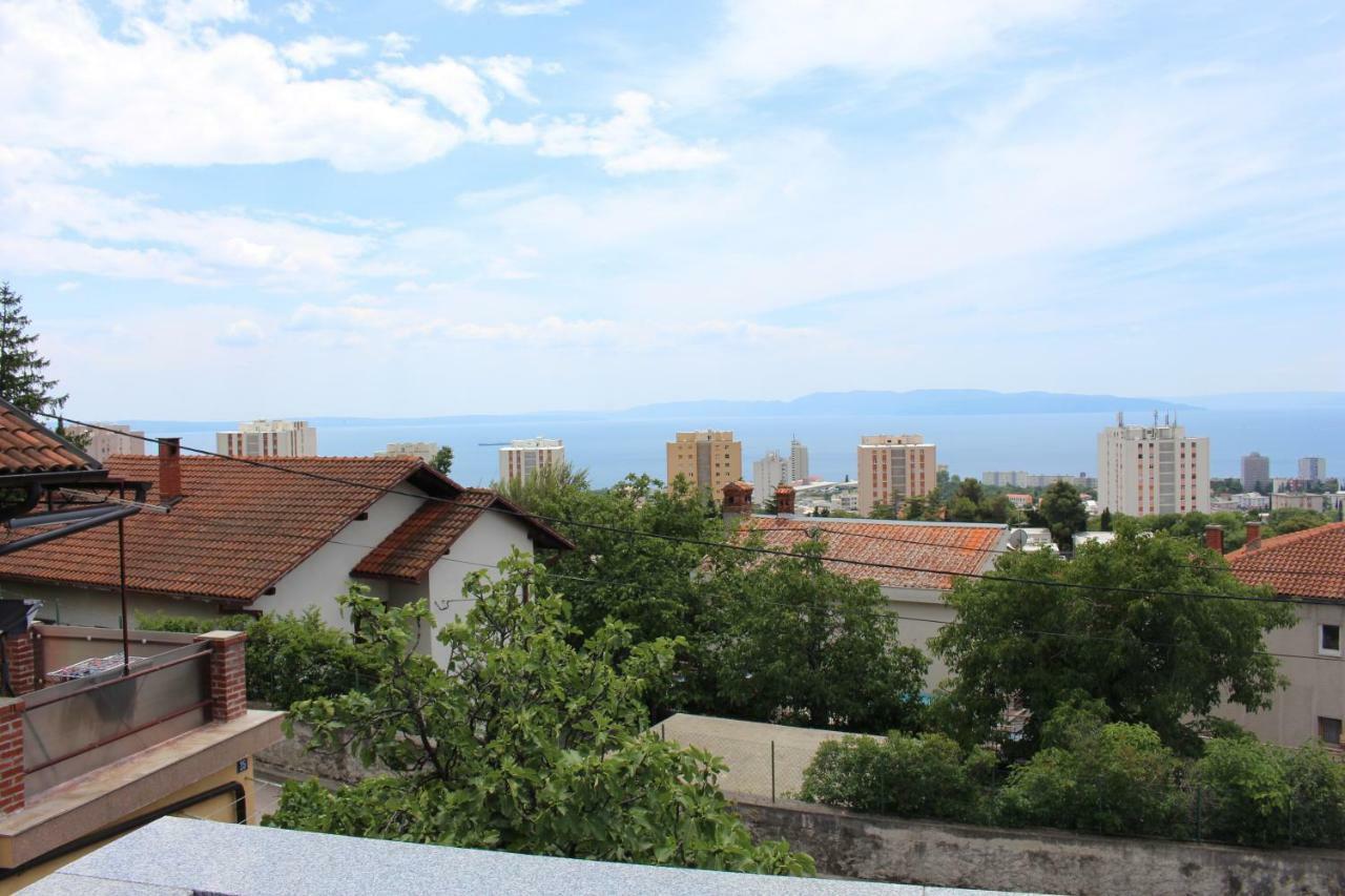 Blue Moon Apartments Rijeka Exterior photo
